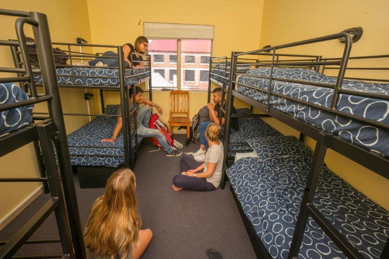 Yha Hobart Central Buitenkant foto